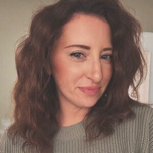 Meet your Posher, Becky